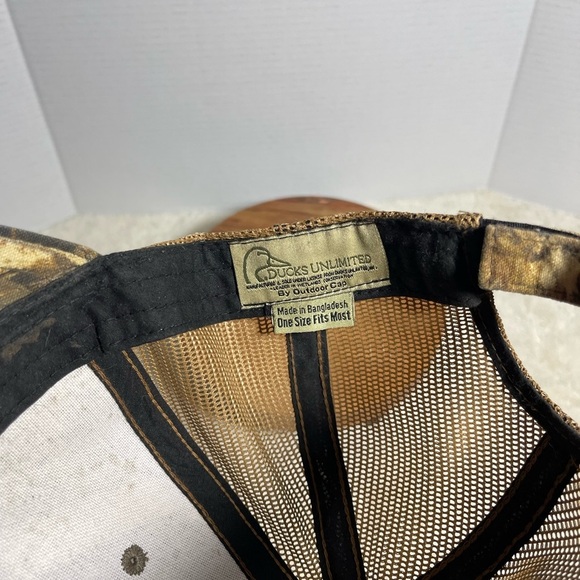 Ducks Unlimited Camouflage Cap - Picture 6 of 6